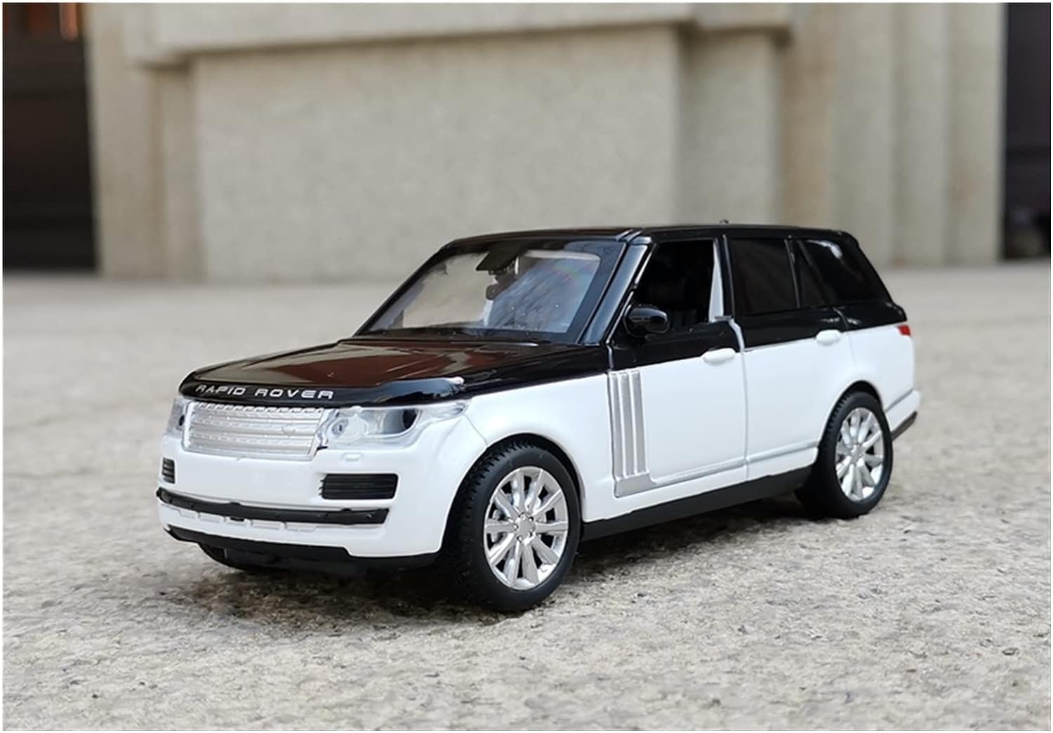 RANGE ROVER BIG SIZE 1:24 DIECAST METAL PULLBACK TOY CAR WITH OPENABLE DOORS & LIGHT, MUSIC BOYS CAR FOR KIDS BEST TOYS GIFTS TOYS FOR KIDS [SIZE:-22CM*9CM*7CM]【 MULTICOLOR 】