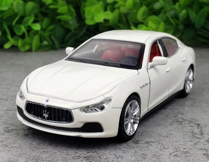 Maserati Quattroporte Scale Model Diecast Metalcar - All Size