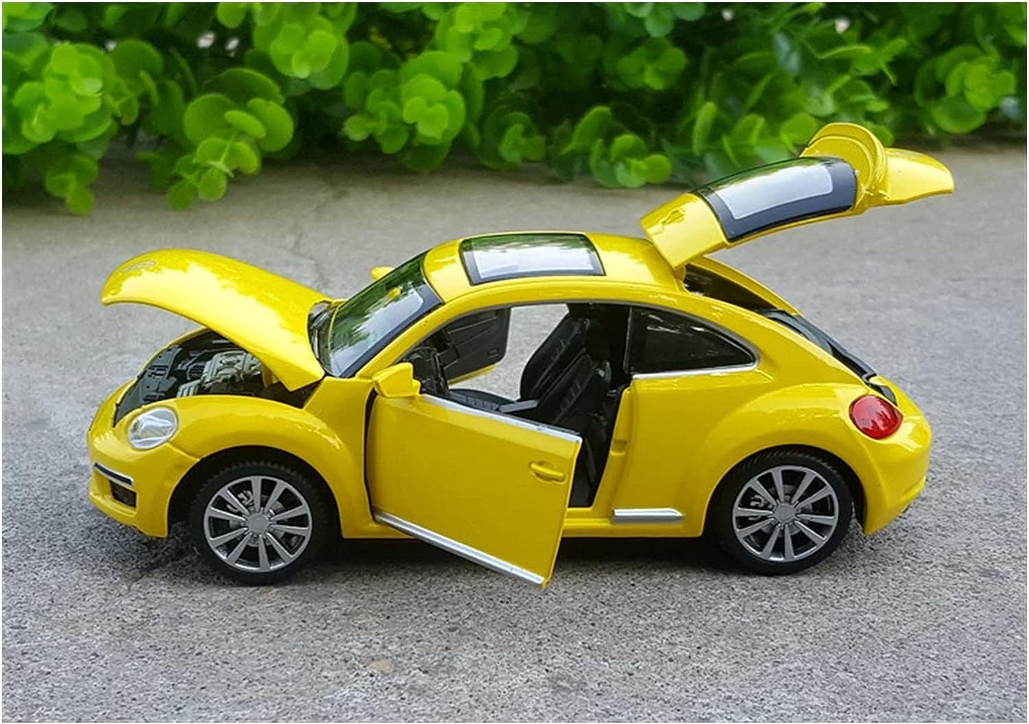 Volkswagen Beetle 1:2 Diecast Scale Model Metal Pull Back Toy car for Kids with Openable Doors & Light, Music Toy Vehicle for Kids【 MULTICOLOR 】