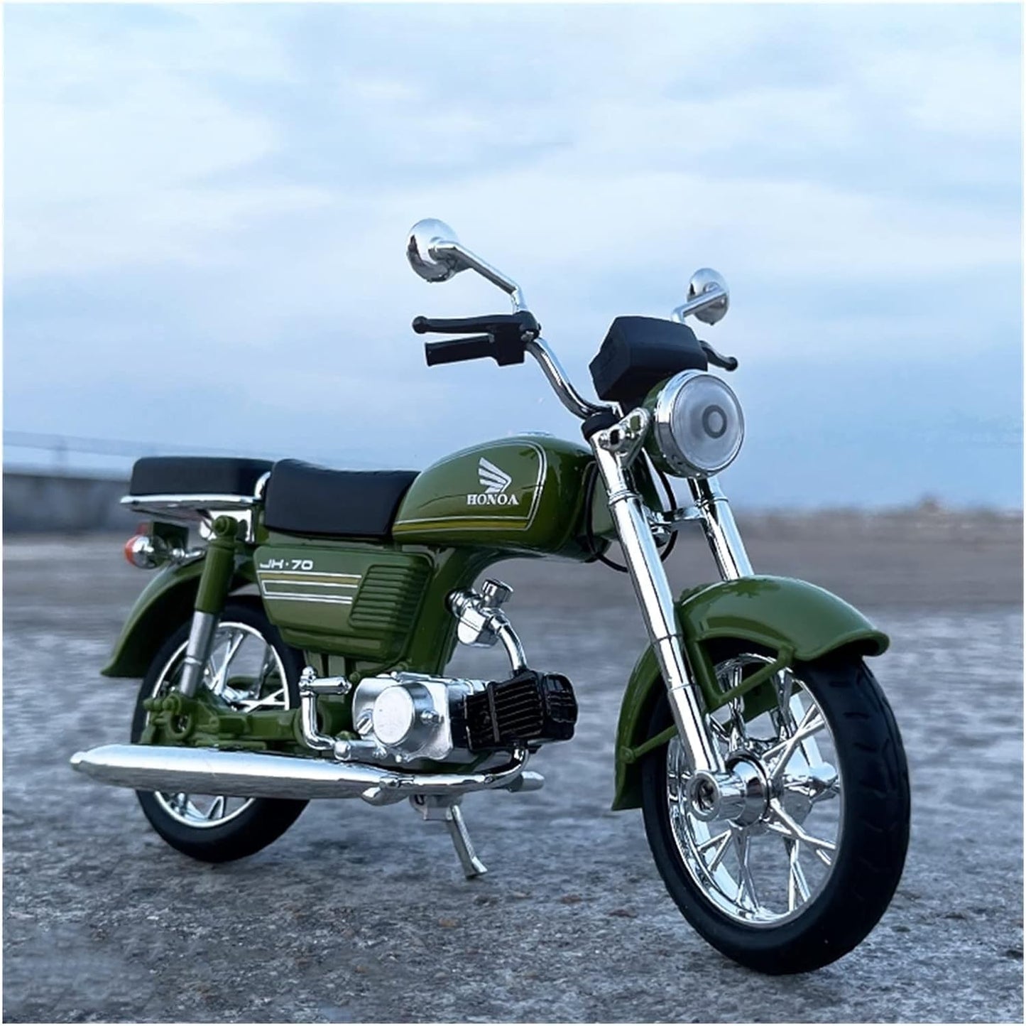 1:12 SIMULATED HONDA JIALING MOTORCYCLE JH70 GIFT MOTORCYCLE MODEL ALLOY TOY MODEL FOR DECORATION MODEL OF MOTORCYCLE [SIZE:-17.5CM*11.5CM*3.3CM]【RANDOM COLOUR】