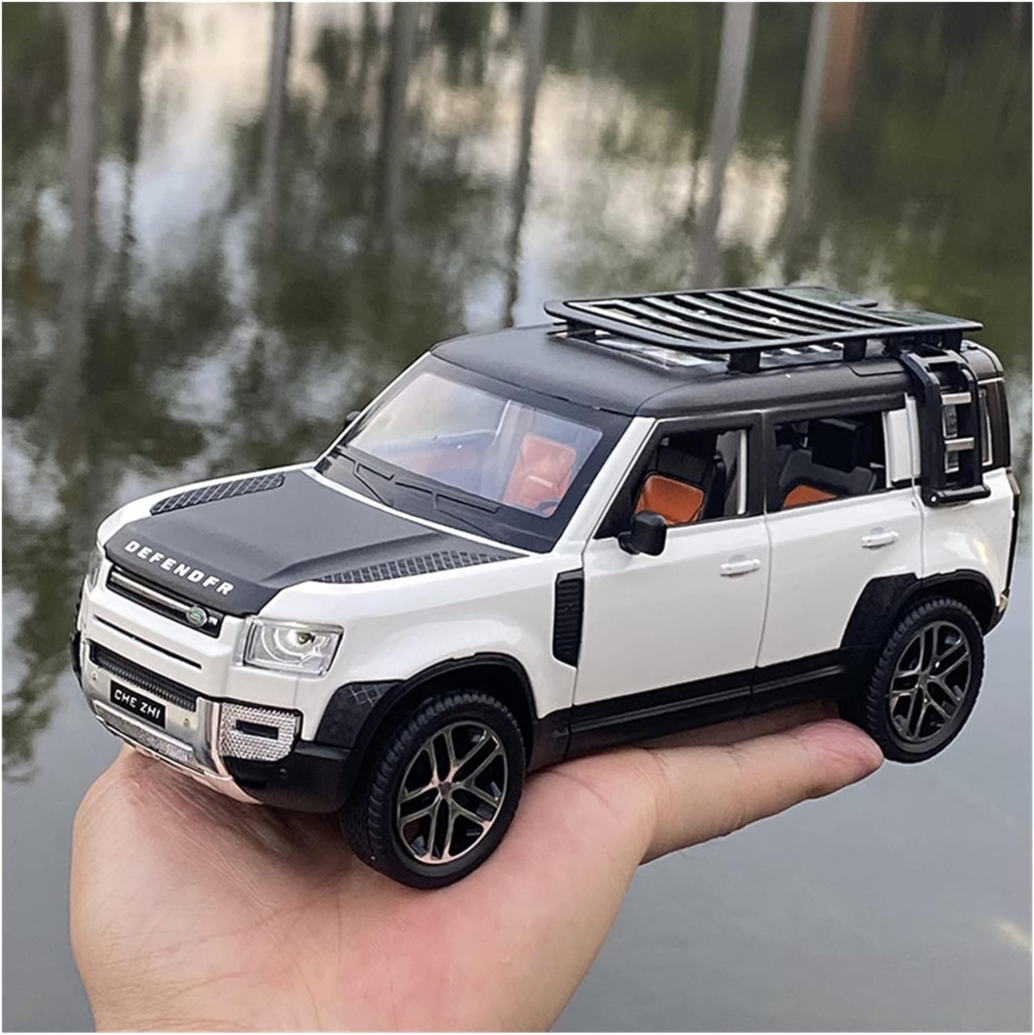 Big Sized Defender Land Rover 1:24 Light & Sound effect diecast car Toys for Boys baby toys birthday gift car toys [Size:-21 CM*9CM*8.5CM]