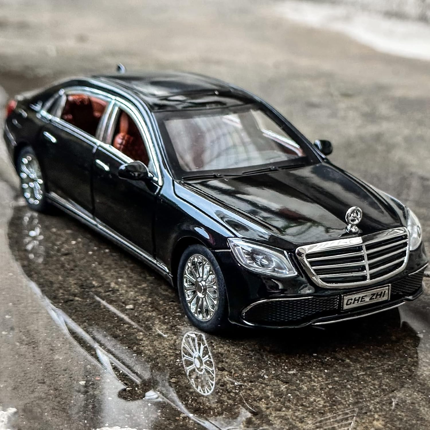 BIG SIZE MERCEDES BENZ E300 1:24 DIECAST METAL PULLBACK TOY CAR WITH OPENABLE DOORS & LIGHT, MUSIC BOYS CAR FOR KIDS BEST TOYS GIFTS TOYS FOR KIDS [SIZE:-22CM*9CM*7CM]【 MULTICOLOR 】