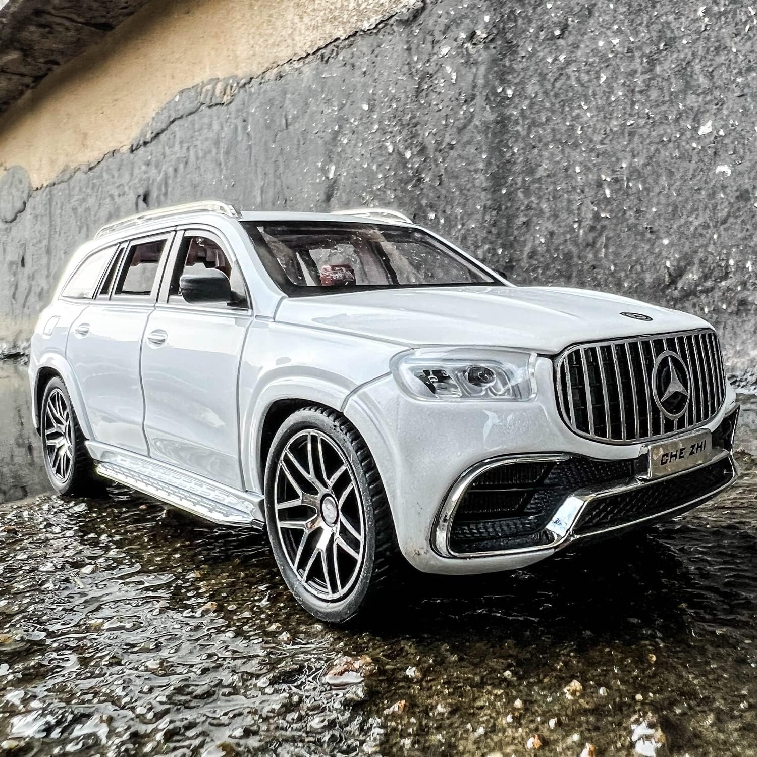 BIG SIZE MERCEDES BENZ GLS63 MAYBACH 1:24 DIECAST METAL PULLBACK TOY CAR WITH OPENABLE DOORS & LIGHT, MUSIC BOYS CAR FOR KIDS BEST TOYS GIFTS TOYS FOR KIDS [SIZE:-21CM*8.5CM*8CM]【 MULTICOLOR 】