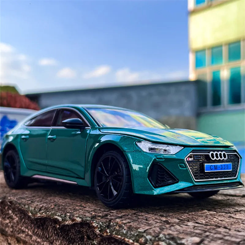 Audi RS7 Metal Diecast Car 1:24 (20x8 cm)