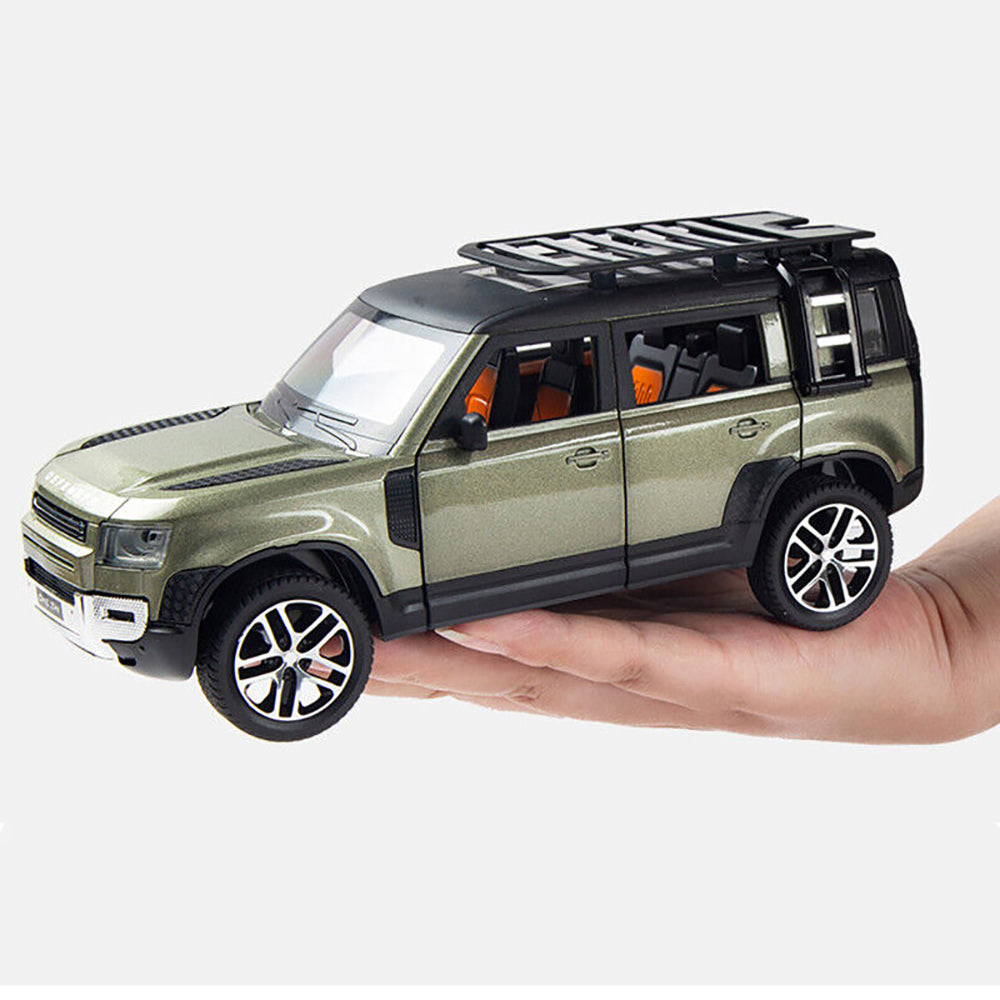 Big Sized Defender Land Rover 1:24 Light & Sound effect diecast car Toys for Boys baby toys birthday gift car toys [Size:-21 CM*9CM*8.5CM]